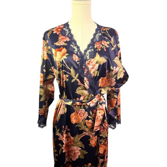 VTG Lorraine nightgown Robe - Picture 1 of 7